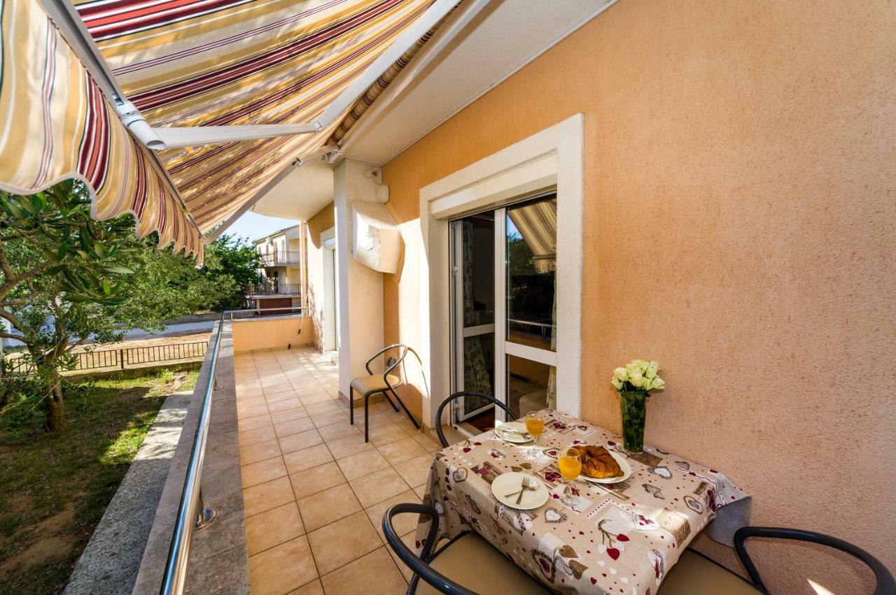 Ferienwohnung Mihael Zadar Exterior foto